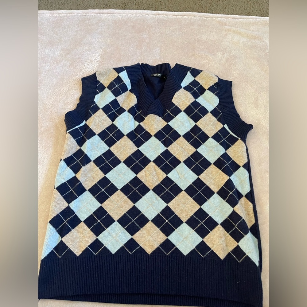 Women’s Sweater Vest